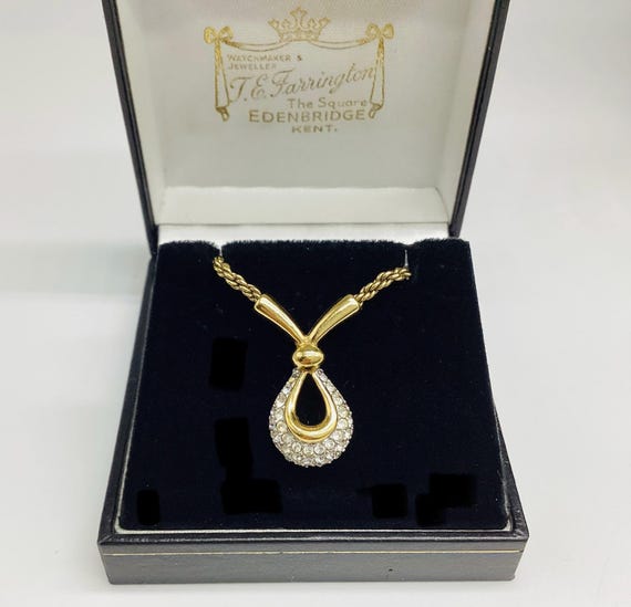 Attwood and Sawyer Lavalier Necklace Swarovski Crystal 22ct Gold Plated Gold Rope Chain