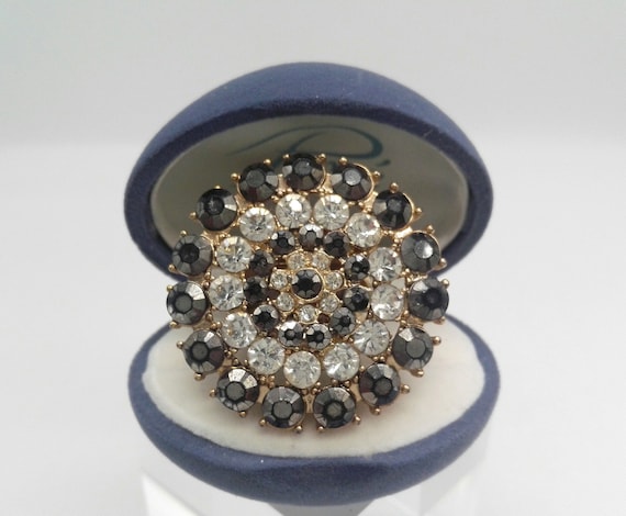 Huge Sparkling White and Black Crystals Ring Vintage 1980's Jewellery UK O1/2