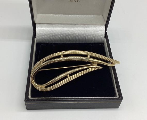 Fabulous Vintage Sarah Coventry Gold Tone Classic Super Stylish Brooch Collectable Vintage Jewellery