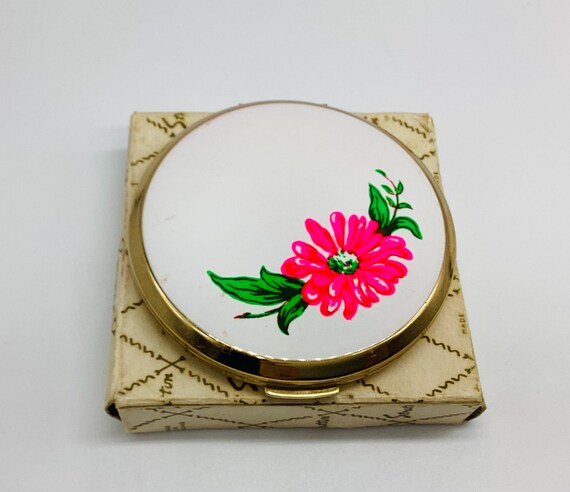 Vintage Stratton Compact and Original Box Bright White Enamel with Trailing Neon Pink Flowers Spray