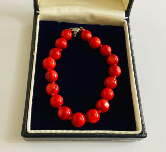 Coral Bracelet Lipstick Red Beads