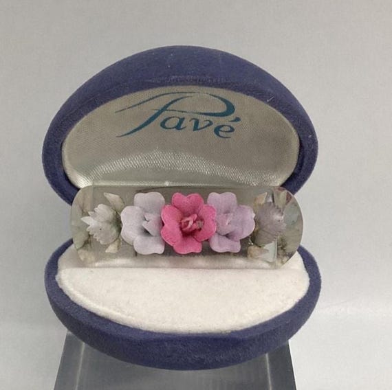 Reverse Carved Lucite Bar Brooch Roses Vintage Jewellery 1950s