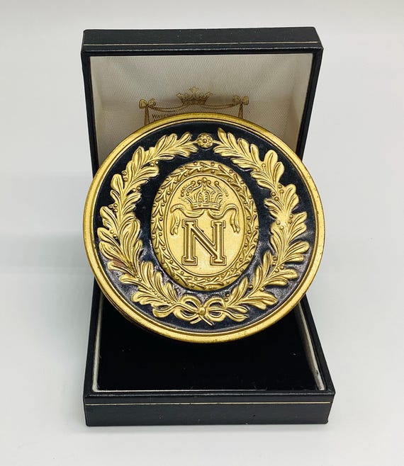 Vintage Elizabeth Arden Napolean Compact Gold and Midnight Blue