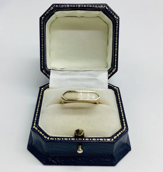 Monica Vinader Ring Gold on Hallmarked Silver Mother of Pearl Stacking/Statement Contemporary Designer Jewellery