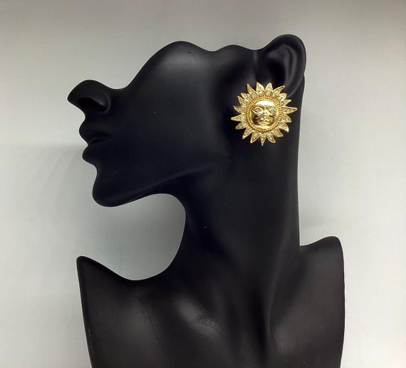 Vintage Grosse Gold Tone Clip-On Earrings Sunburst Face