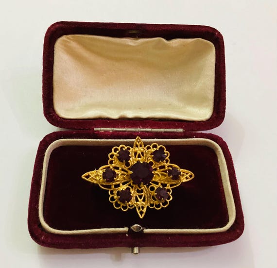 Dainty Czech Gilt Filigree Brooch Lace Pin Deep Purple Amethyst Coloured Glass Stones