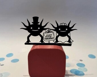 Axolotl Wedding Cake Topper – Cute Bride and Groom Axolotl – Sturdy Custom Animal Topper – Unique Amphibian Wedding Gift Decor