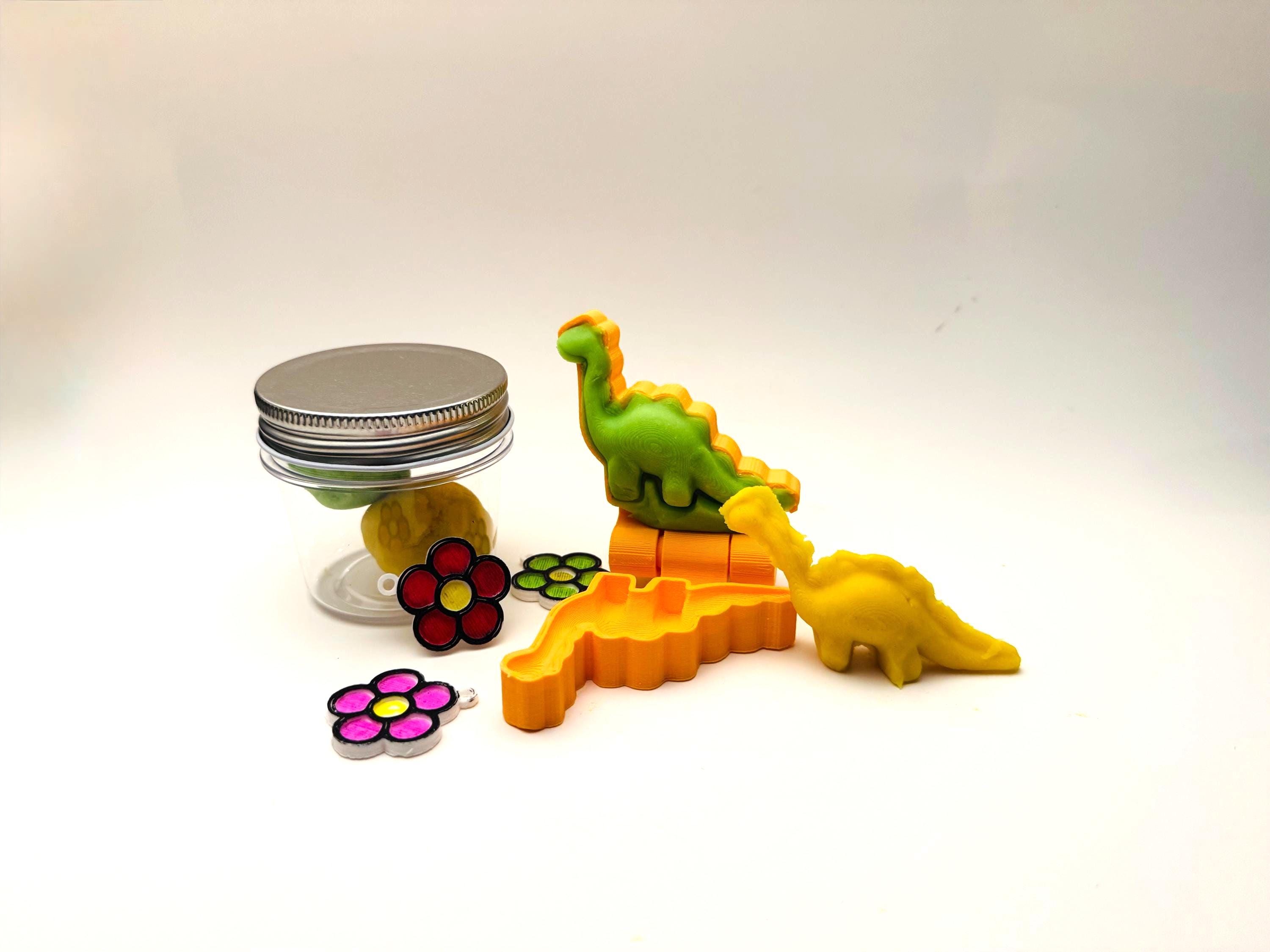 Miniature Soft-Play-Dough Dinosaur Maker with Soft Play Dough (2 Colors)