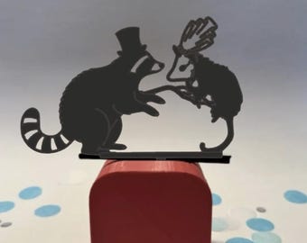 Custom Raccoon Groom & Opossum Bride Wedding Cake Topper, Woodland Animal Couple, Personalized Wedding Cake Decor Keepsake