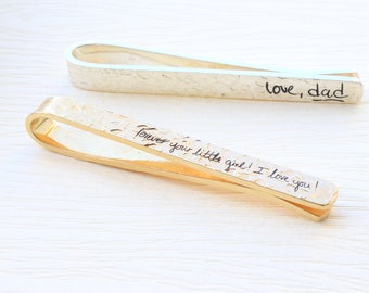 Fermacravatta martellato personalizzato per sposo - Fermacravatta con scritta a mano in argento - Fermacravatta personalizzato per matrimonio per sposo - Fermacravatta inciso