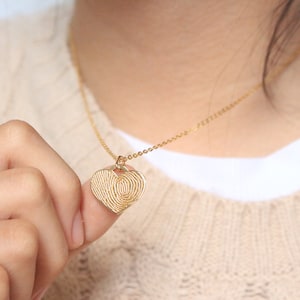 Fingerprint Necklace - Unique Sympathy Gift in Sterling Silver - Delicate Personalized Fingerprint Necklace For Her - Mother's Day Gifts