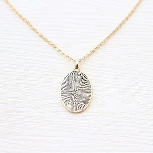 Fingerprint Necklace Unique Sympathy Gift in Sterling Silver Delicate Personalized Fingerprint Necklace For Her Mother's Day Gifts image 5