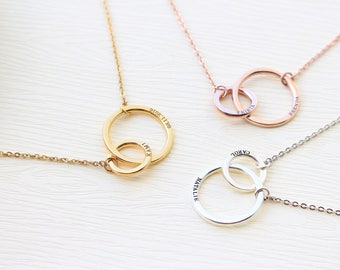 Mother and child necklace - New mom jewelry - Unique gift for mom - Sister jewelry - Baby shower jewelry - Personalized Minimalist Necklace