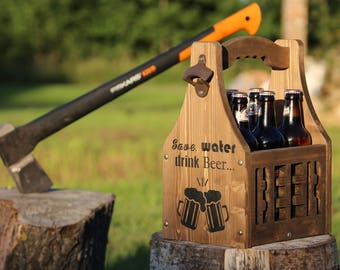Beer Caddy Transporteur de bière Rustic Beer Tote Porte-bière Boîte à bière Boîte à bière Six pack en bois Ouvre-bouteille Porte-bouteille Porte-bouteille 6 porte-paquet Cadeau pour hommes