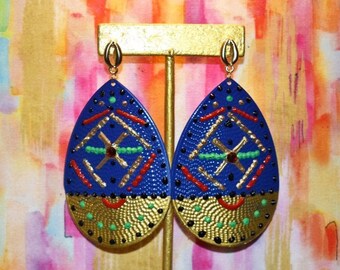 Hand painted abstract earrings w/ gold cowrie shell push backs - One of a Kind