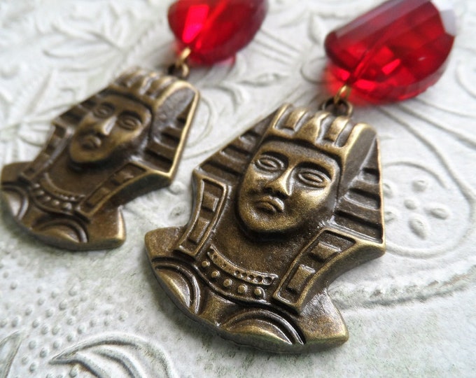 Pharaoh glass bead earrings - One of a Kind