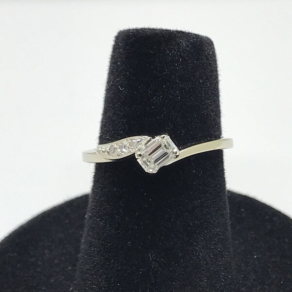 Vintage 14k White Gold Emerald Cut Ring