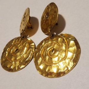 Vintage 90s 80s Gold Clip On Earrings