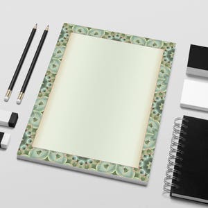 多肉植物の緑のボーダー文房具を印刷可能、DIY 即時ダウンロード、自宅または地元のプリンターから 8.5" x 11" の用紙に印刷