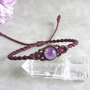 Light Colour Amethyst Macrame Bracelet, with Ruby Beads, Dark Cherry and Dark Brown Waxed Polyester Cord, No Metal Beads