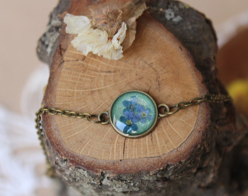 Forget me not Bracelet Blue Flowers Chain Bracelet Real Pressed Flower Resin Forget me not Turquoise Bracelet for teen Friendship jewelry