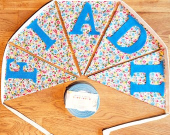 Banderines florales personalizados / Decoración infantil de edición limitada / Banderín floral para niña