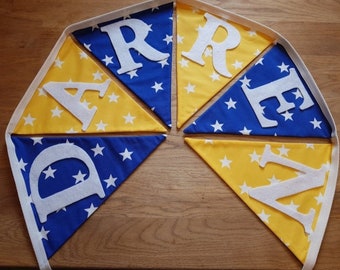 Banderines personalizados para niños / Decoración infantil azul y amarilla / Decoración de banderines de tela