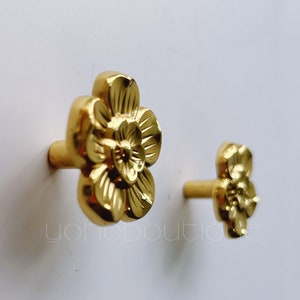 Bouton fleur en laiton massif : Poignée de tiroir en érable -BHK125