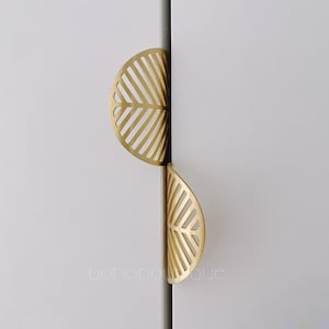 Solid Brass Knob Leaf Pull Cabinet Pull Drawer Knob Dresser Pull Knob Handle Kitchen Knob Pull Cabinet Pull Hardware BHK016