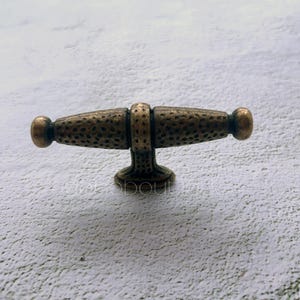 1 piece Antique Cabinet Knob Pull Bronze Knob Cupboard Pull Knob Dresser Knob Dresser Pull Knob Cabinet Pull Hardware FGHK035
