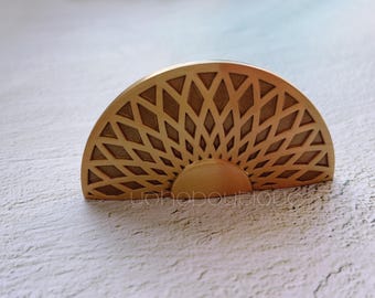 Knauf massiv Messing, halbkreisförmiger Möbelknauf - BHK243