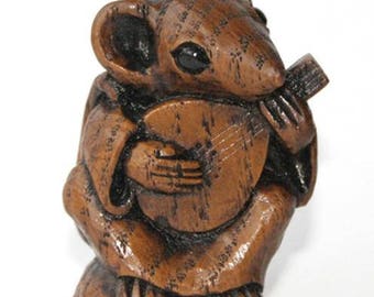 Church Mouse Figurine:  Musician playing the Mandolin