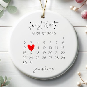 Idées de cadeau pour un premier rendez-vous, Cadeau de Saint-Valentin pour une nouvelle relation, Décoration de Noël personnalisée avec noms et calendrier personnalisé