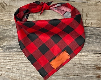 Dog Bandana, Red Black Checkered Dog Bandana, Traditional Tie, Personalized Leather Name Tag Bandanna, Scarf, Pet Accessories, Dog Bandana