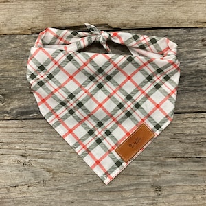 Pañuelo para perro, estampado de tartán navideño, etiqueta de cuero personalizada, pañuelo para perro, pañuelo unisex para perro, juguetes para mascotas, juguetes para perros