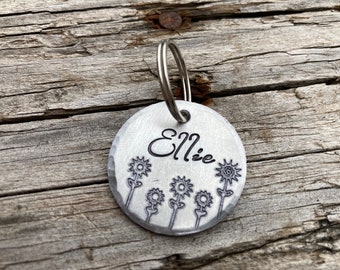 Hund Haustier ID-Tag, Gartenblumen Wiese Personalisierte Haustier Hund ID Namensschild Benutzerdefinierte Tag, drei Größen, Benutzerdefinierte Metalloptionen, lustige Haustiertags