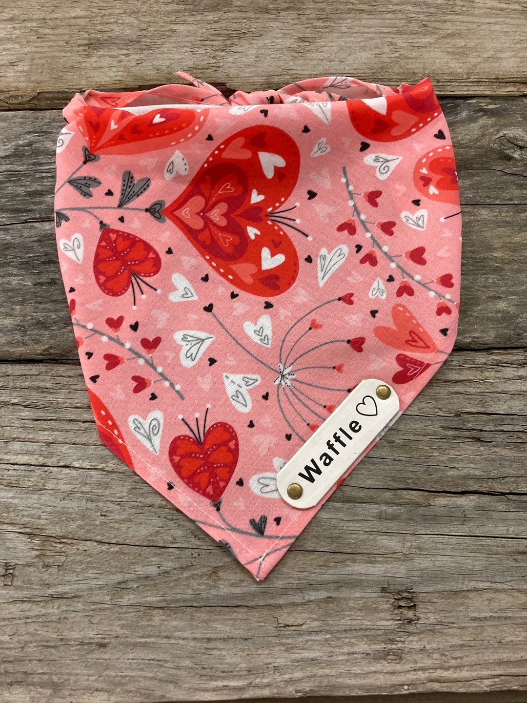 Hundehalstuch Valentinstag – Rot-rosa Herzen, Für Mittelgroße & Große Hunde, 63,5 Cm