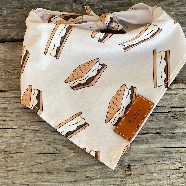 S'mores Personalized Pet Dog Bandana, Marshmallow Pet Neckwear, Traditional Tie Personalized Name Tag Bandanna, Pet Accessories, Dog Bandana
