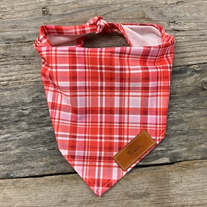 Dog Bandana, Valentine&#39;s Day Plaid Red and Pink, Personalized Leather Tag, Dog Bandana, Dog Bandana Unisex Dog Bandana, Pet Toys, Pet Gifts