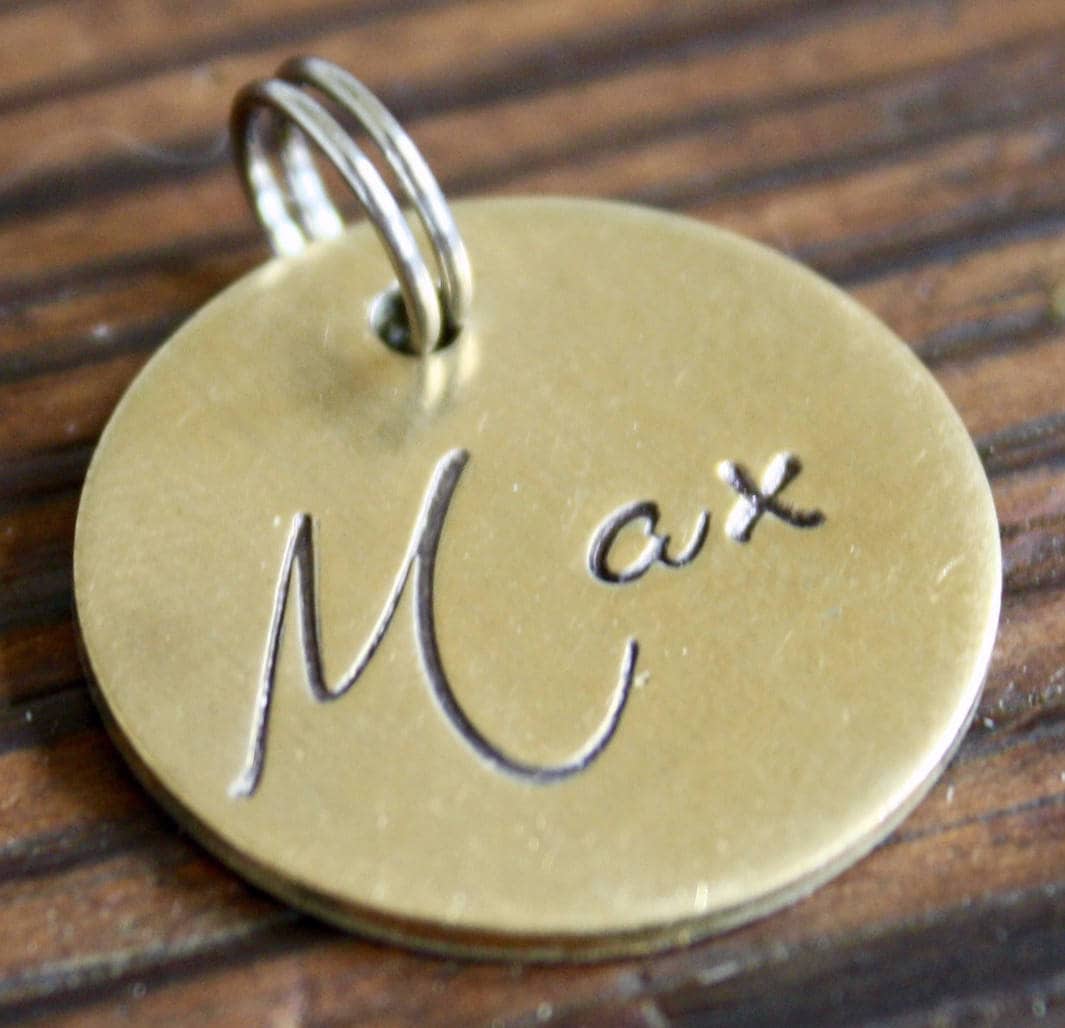 Cat ID Tag - Elegant Pet Name Font - Small 3/4” Custom Pet Id Tag - P…