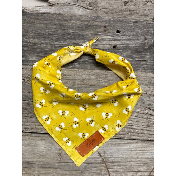 Dog Bandana, Bumble Bees, Traditional Tie, Personalized Leather Name Tag  Bandana Scarf Pet Accessories