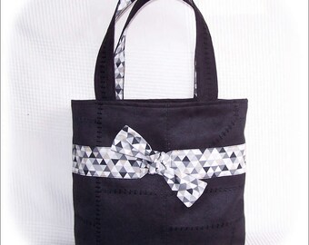 Sac cabas - noir, gris, blanc et beige - simili cuir - Fait main.