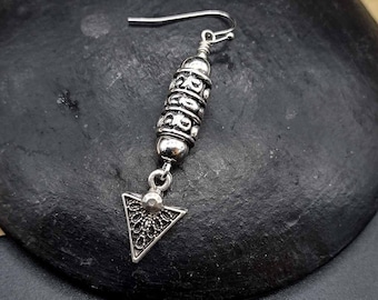 Tribal mono earring, silver metal single earring,  long earring, dangle earring, boho earring, earring for men,mens dangle earring, unisex
