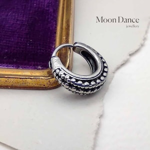 REPTILE, textured stainless steel hoop earring, mens single earring, modern, huggie earring for men woman, minimalist hoop, fss