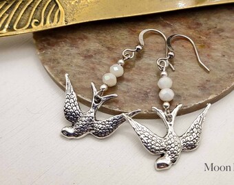 SWALLOW bird earrings, crystal glass earrings, cottagecore vintage style earrings, dangle earrings, boho earrings, gift idea, Christmas
