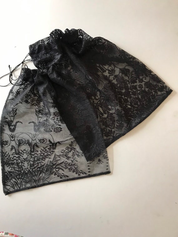 Gothic purple and black lace bag - Steamretro