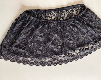 Black lace Skirt extender, knee length, dress extender, black lace, black rose stretch lace,plus size ,scallop edge, custom made