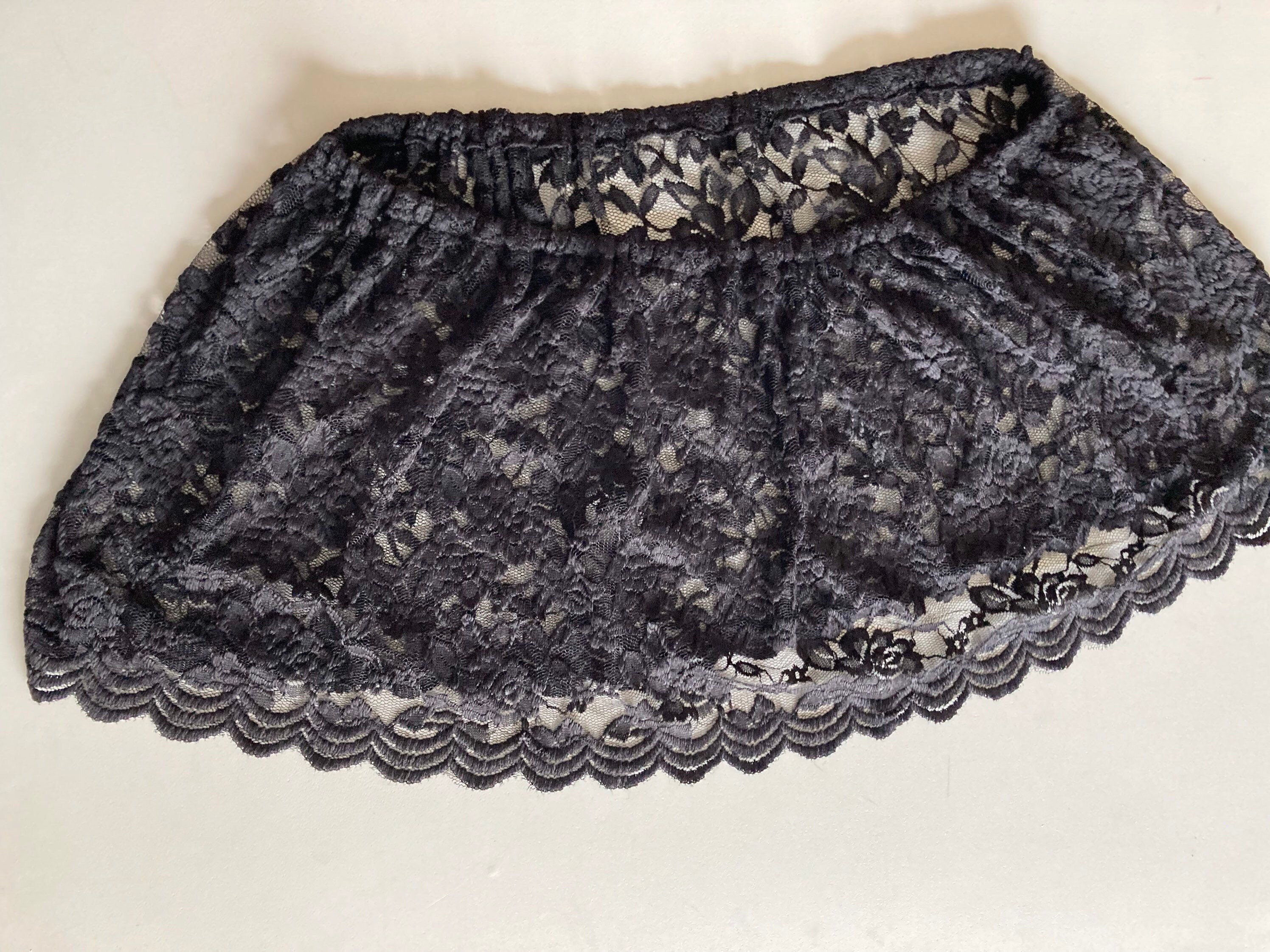 Long black top skirt extender