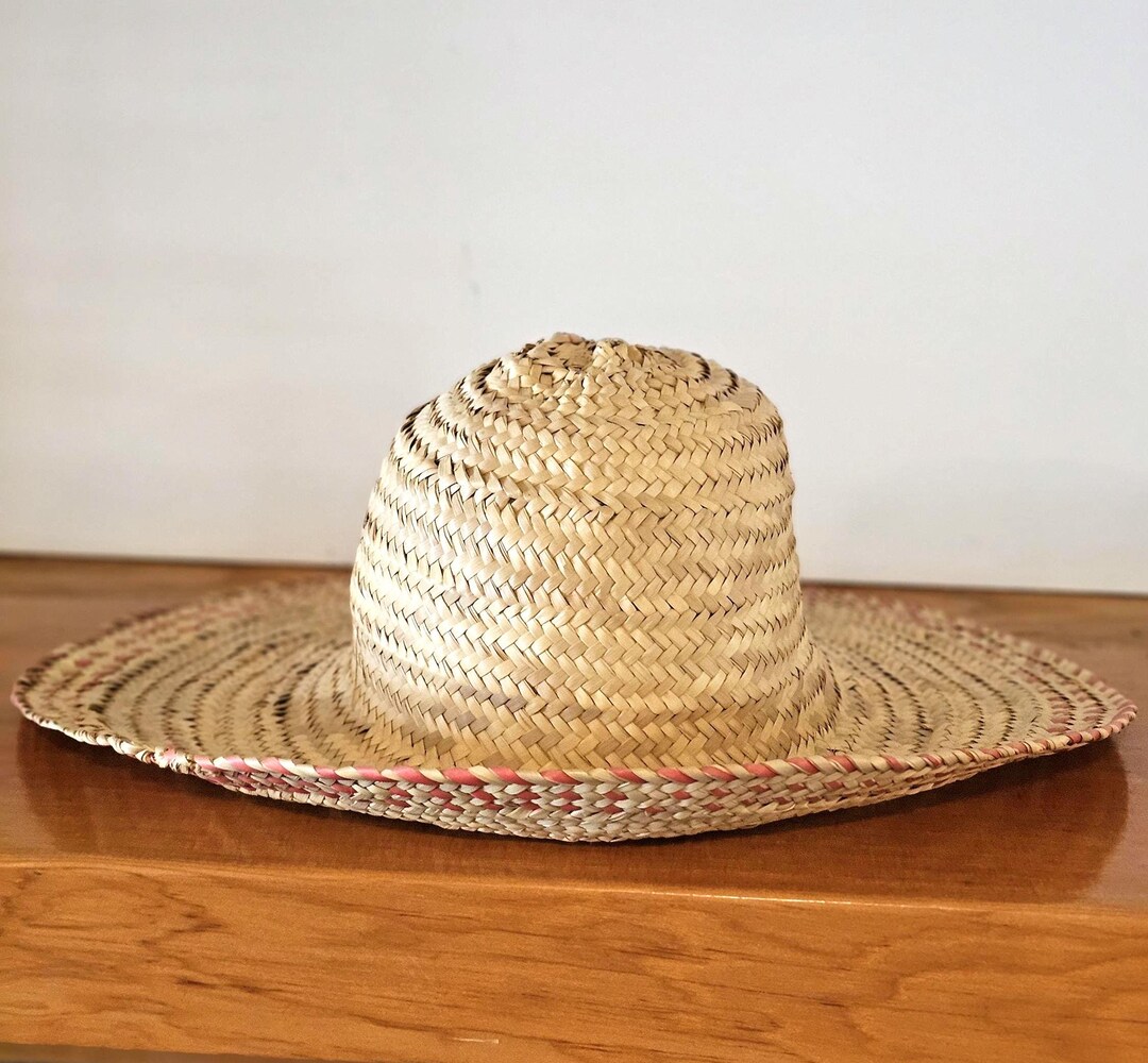Vintage Hand Woven Straw Sun Hat: Bohemian Wide Brim (22  display picture 1