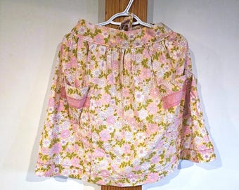 Vintage 70s Floral Half Apron - Farmhouse Style - Located in Canada